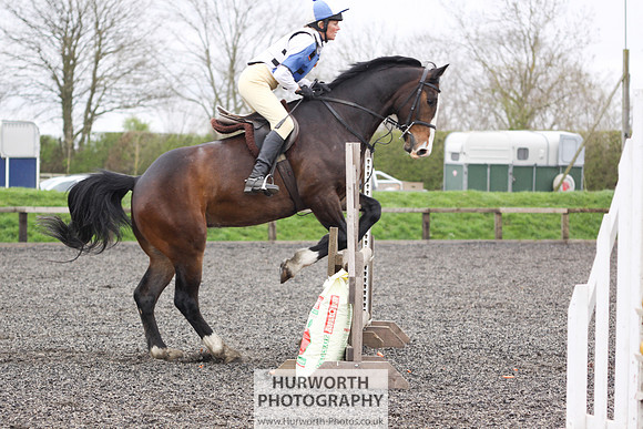 ShowCross 140
