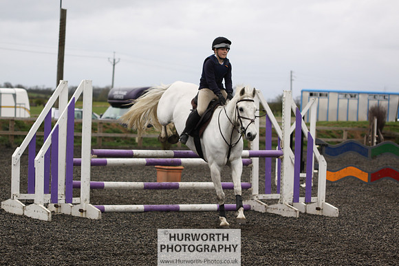 ShowCross 053