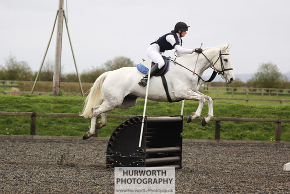 ShowCross 072