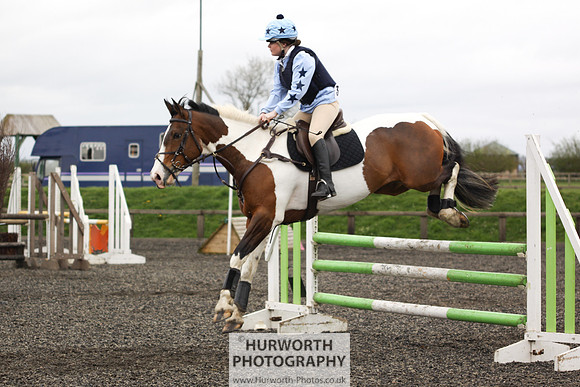 ShowCross 142