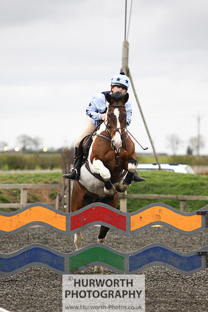 ShowCross 143