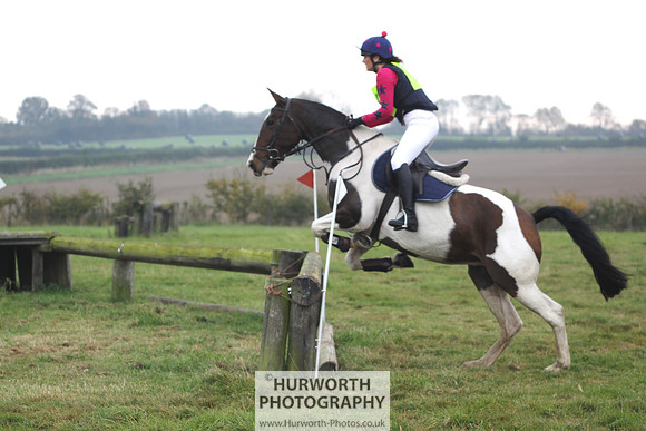 Hurworth ShowCross 144