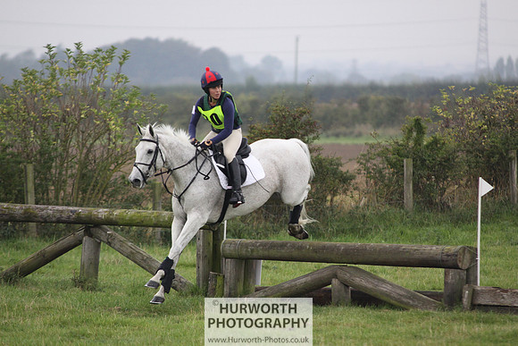 Hurworth ShowCross 150