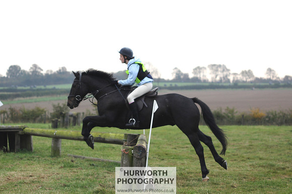 Hurworth ShowCross 190
