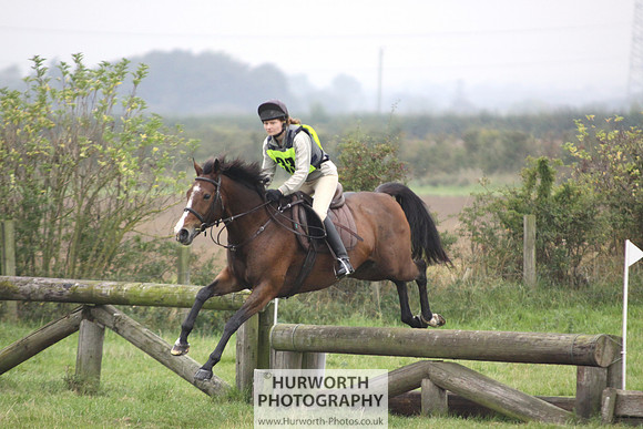 Hurworth ShowCross 200