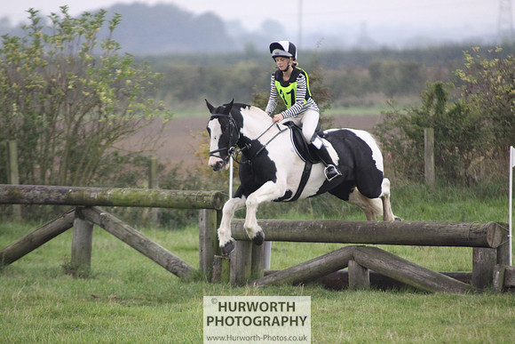 Hurworth ShowCross 230
