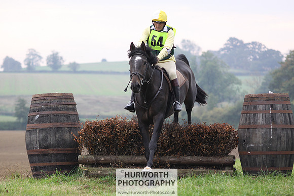 Hurworth ShowCross 301