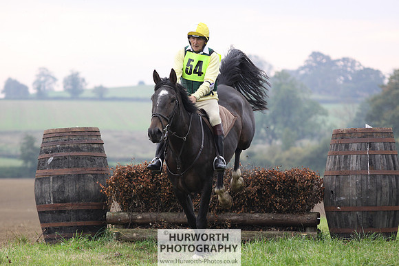 Hurworth ShowCross 302