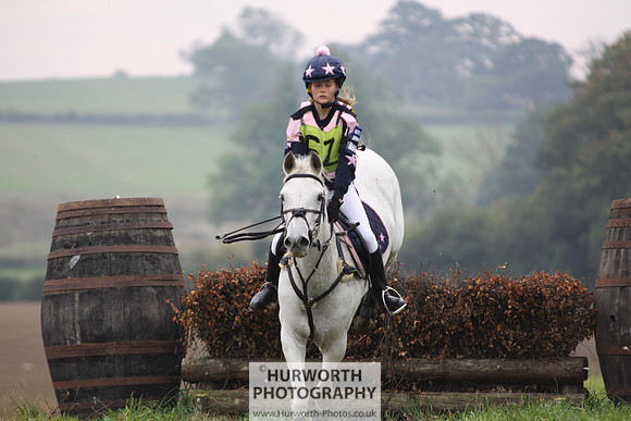 Hurworth ShowCross 325