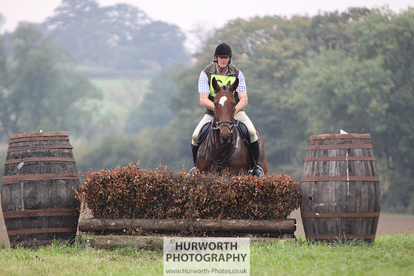 Hurworth ShowCross 332