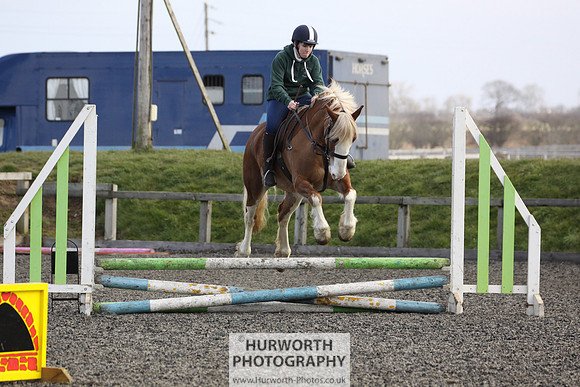Hurworth Easter ShowCross 006