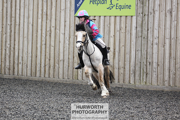 Hurworth Easter ShowCross 023
