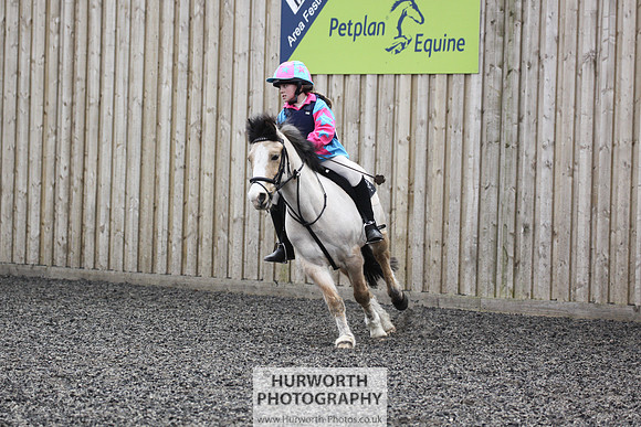Hurworth Easter ShowCross 024