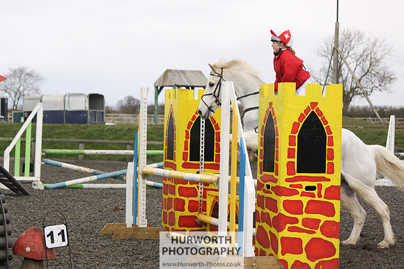 Hurworth Easter ShowCross 012