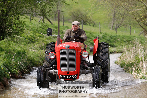 Tractor Rally 208