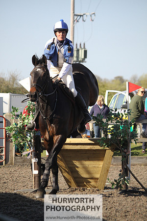 Hurworth Good Friday Show Cross 016