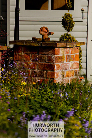 Cottage Garden 124