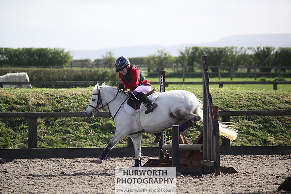 Hurworth Good Friday Show Cross 054