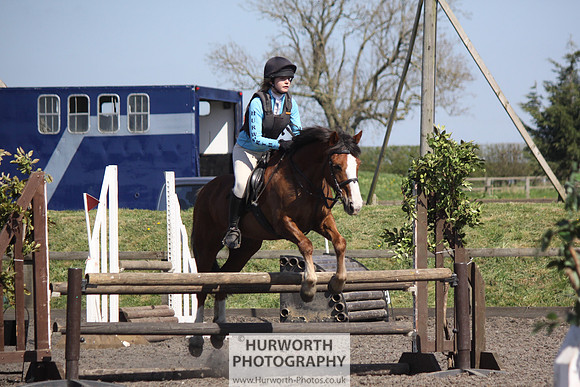 Hurworth Good Friday Show Cross 015