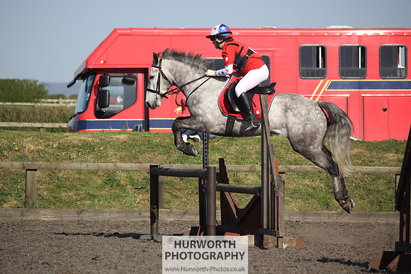 Hurworth Good Friday Show Cross 078