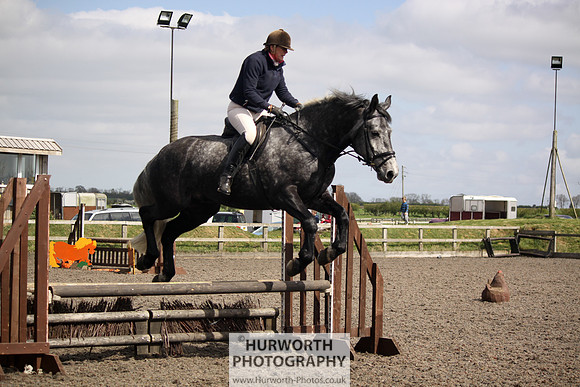 Hurworth Good Friday Show Cross 049