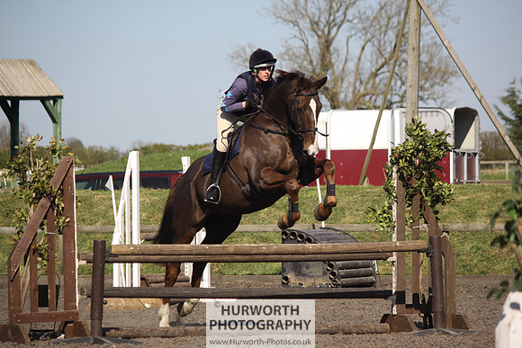 Hurworth Good Friday Show Cross 065