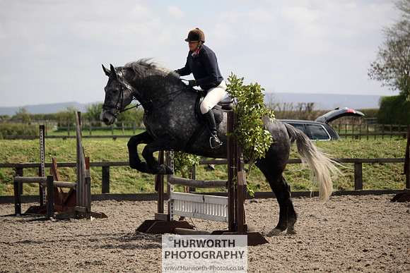 Hurworth Good Friday Show Cross 050