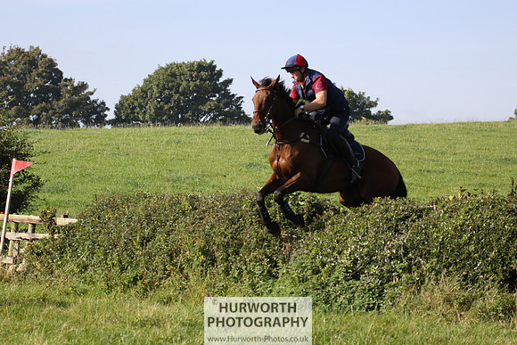 Hurworth Hunt Hedge Hop 441
