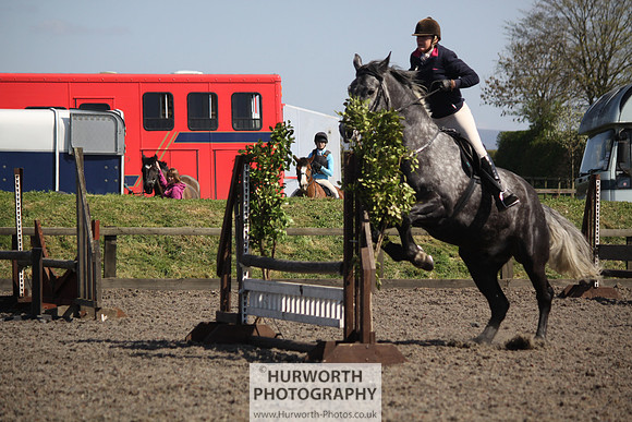 Hurworth Good Friday Show Cross 093
