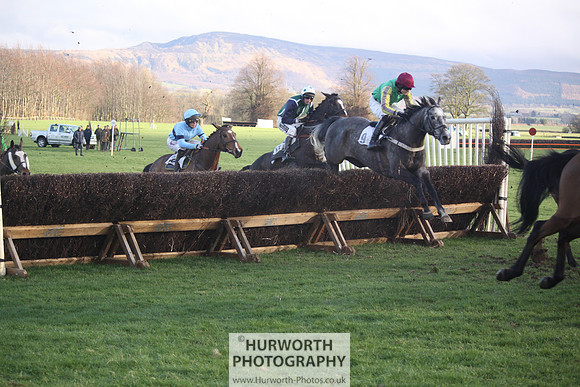 Hurworth Point to Point Maiden Div I 047