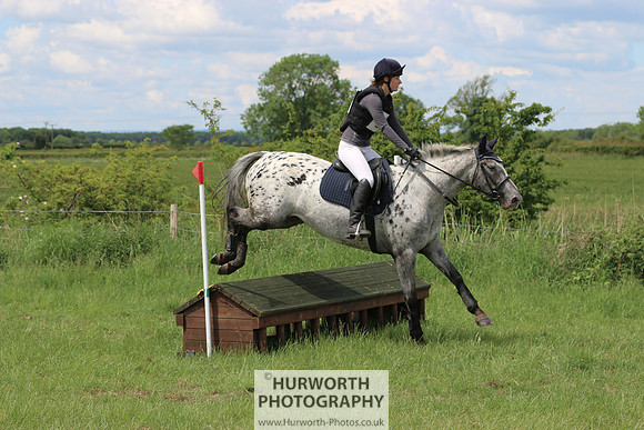 Hurworth Show Cross 128