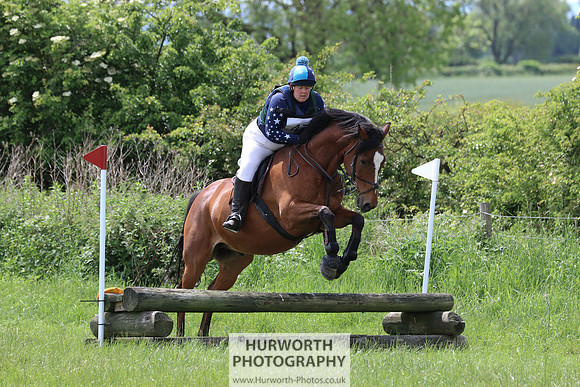 Hurworth Show Cross 200