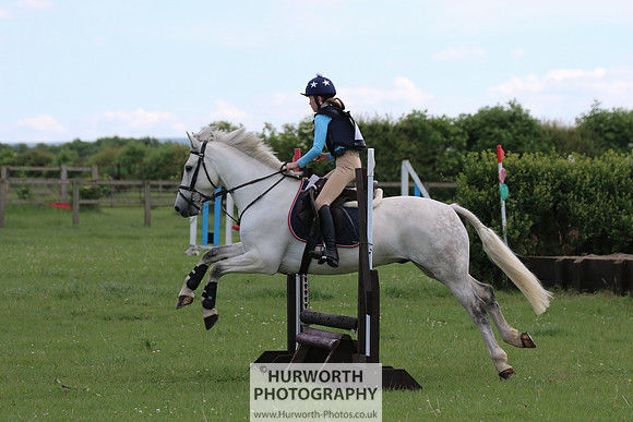 Hurworth Show Cross 128