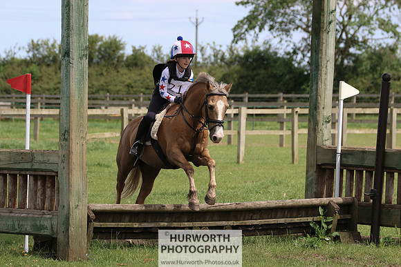 Hurworth Show Cross 148