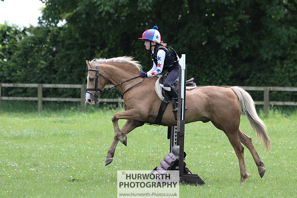 Hurworth Show Cross 143
