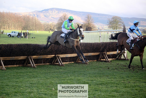 Hurworth Point to Point Maiden Div I 051