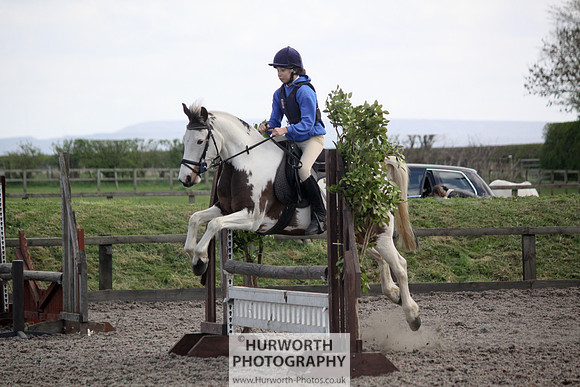 Hurworth Good Friday Show Cross 081