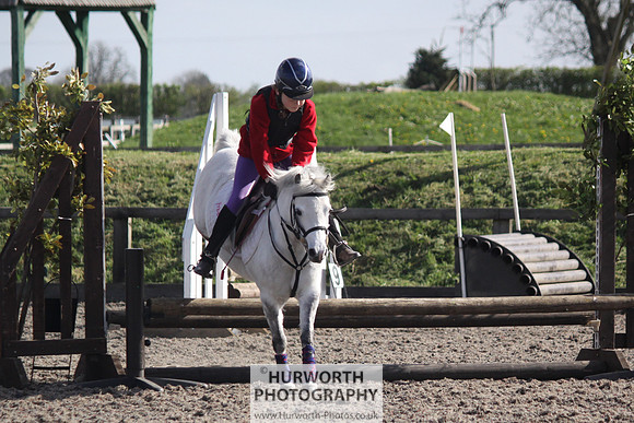 Hurworth Good Friday Show Cross 052