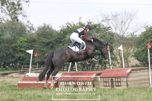 Hurworth Hunt 320