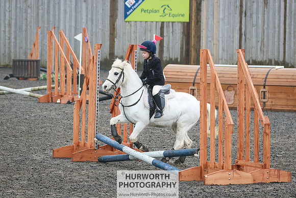 Hurworth ShowCross 105