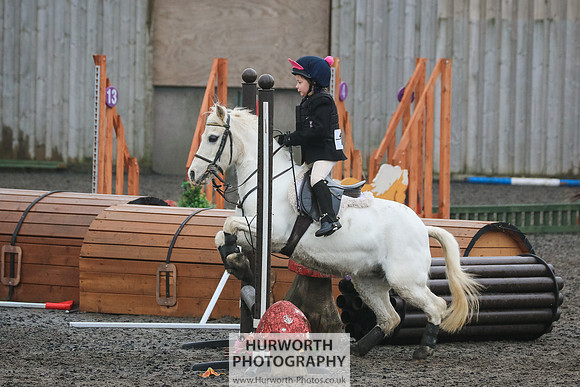 Hurworth ShowCross 111