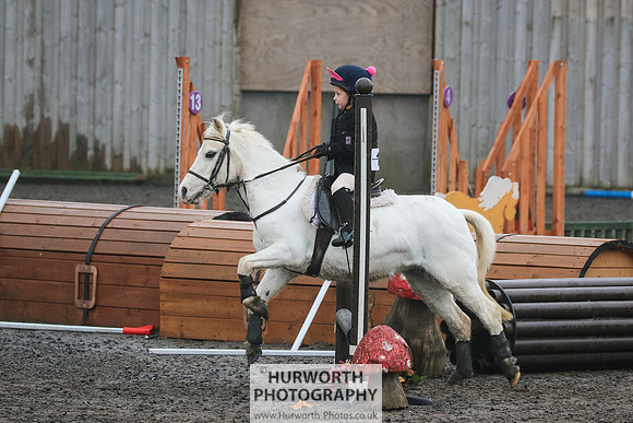 Hurworth ShowCross 112