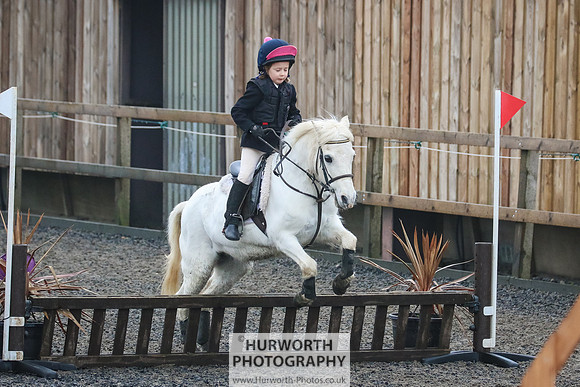 Hurworth ShowCross 114