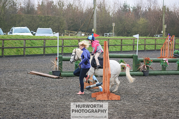 Hurworth ShowCross 130