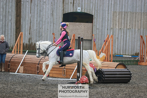 Hurworth ShowCross 170