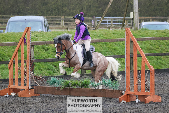 Hurworth ShowCross 190