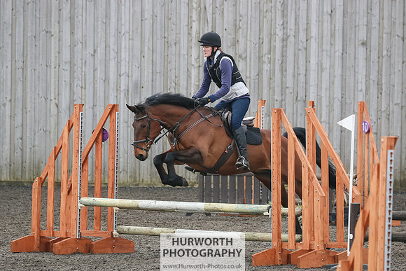 Hurworth ShowCross 100