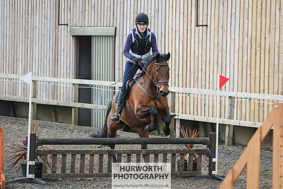 Hurworth ShowCross 111