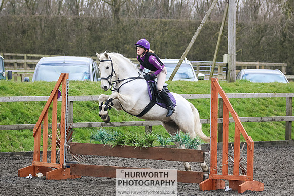 Hurworth ShowCross 145