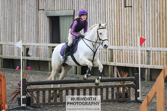 Hurworth ShowCross 150